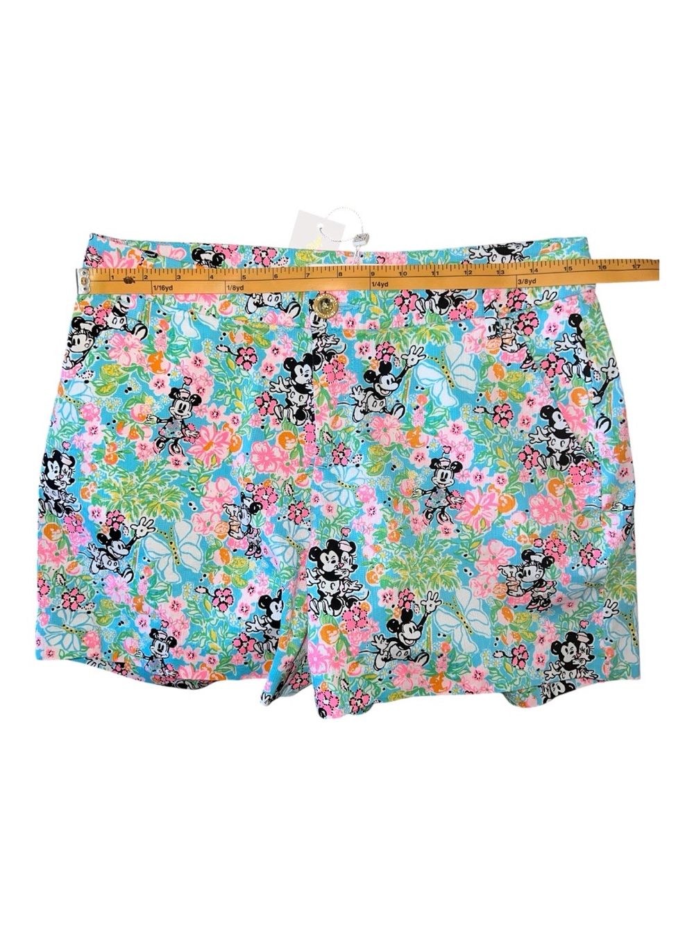 NWT Lilly Pulitzer + Disney Callahan Mid-Rise Short Lilly Hearts Disney - Picture 4 of 10